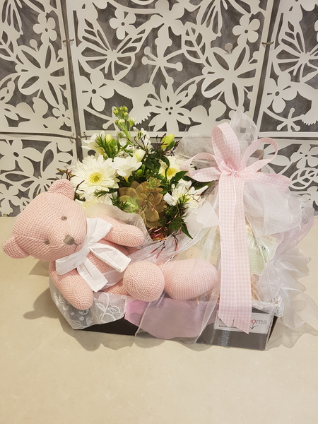 Testimonial for Extravagant Baby Gift Box - Boy OR Girl