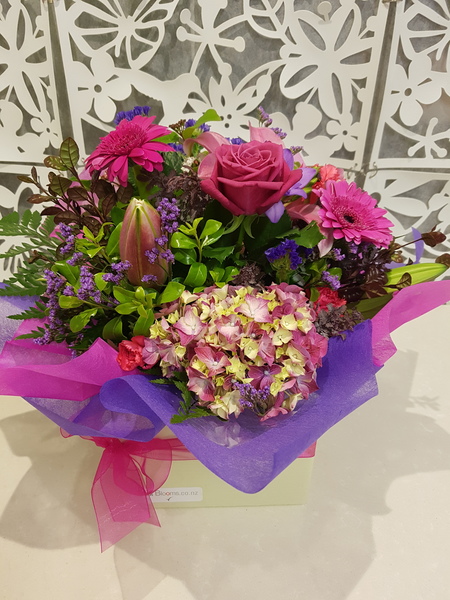 Testimonial for Seasonal Posy in Glass Vase