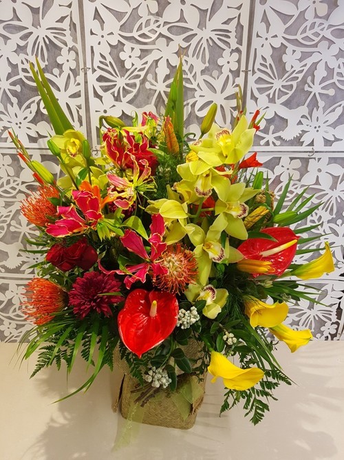 Testimonial for Dramatic Tropical Flower Bouquet