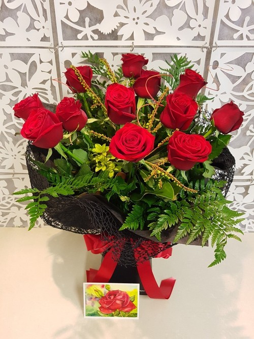 Testimonial for One Dozen Red Roses - Free Delivery