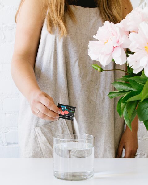 Use flower food sachets for maximum vase life