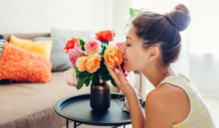 Flowers in New Zealand that have the most fragrance for my arrangement