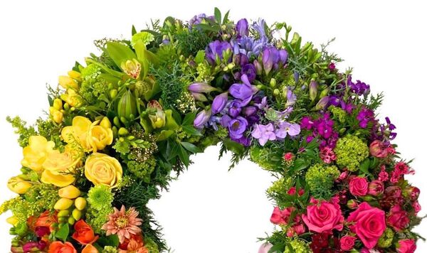 Florist Colour Wheel Guide: How Flower Colours Work Together A colour guide for the selection of flowers for your arrangement, delivered across Auckland