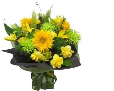 Cheer up flowers delivery for friends