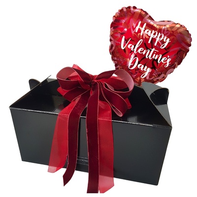 Valentine’s Day gift boxes for him with chocolates and gifts delivered in Auckland
