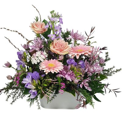 Pink flowers bouquet delivered Auckland New Zealand
