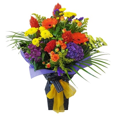 Send flowers to Auckland from overseas with fresh bouquets and free same-day Auckland flower delivery