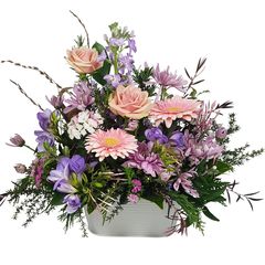 White flower arrangement delivery Auckland NZ