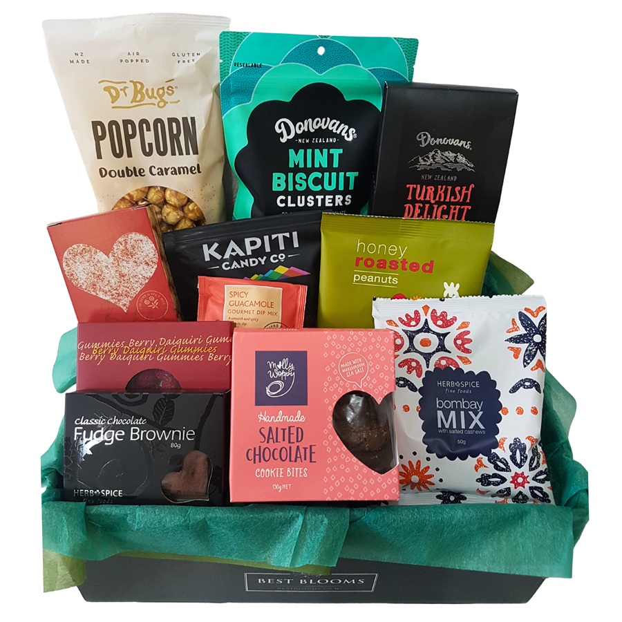 Christmas Gift Basket Christmas hamper with New Zealand chocolates, cookies and festive goodies