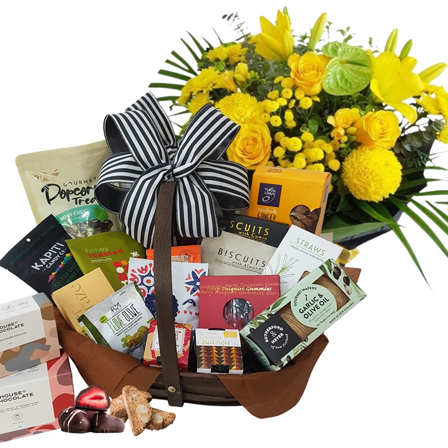 Large luxury bouquet with premium gourmet gift basket – Best Blooms Auckland