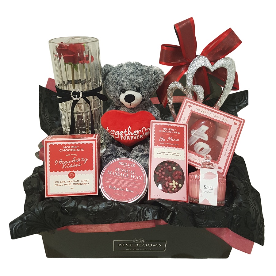 deluxe romantic valentine's day gift set 
