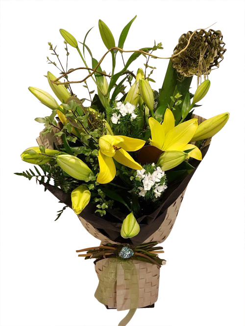Kowhai Bouquet in Kete