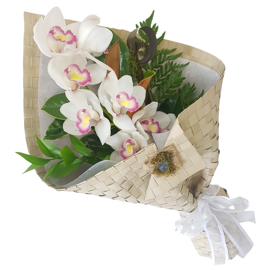 New Zealand kete wrap flowers 