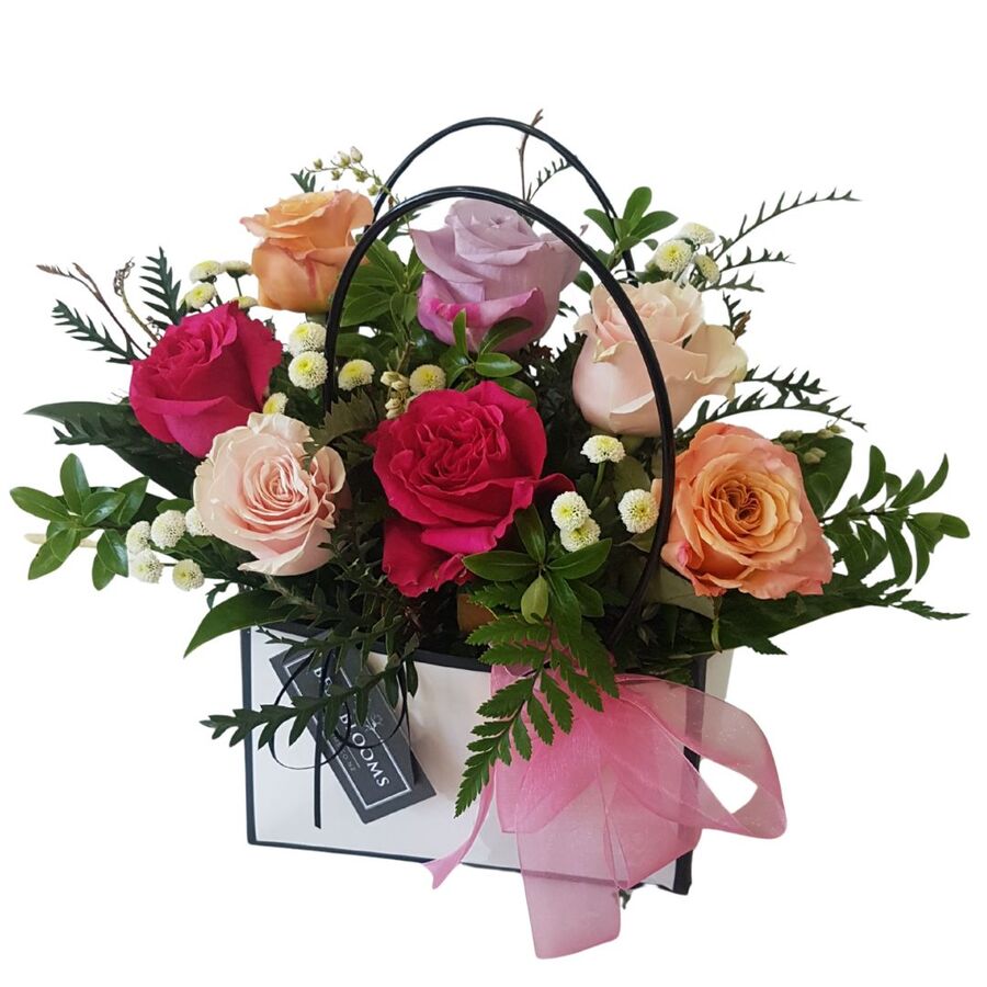 Soft Pink Pastel Roses Arrangement in Gift Bag