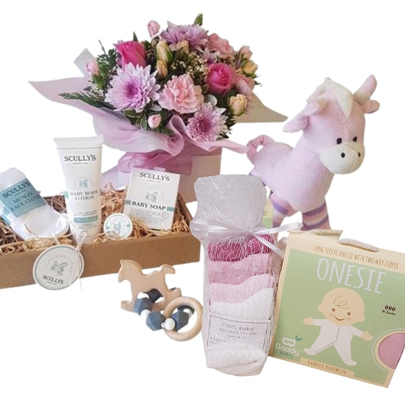 newborn baby boy gift box giraffe, scullywags, boody baby bib, 3 pack socks, flower posy., 