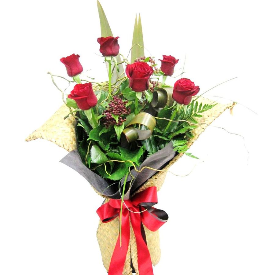 6 red roses half dozen