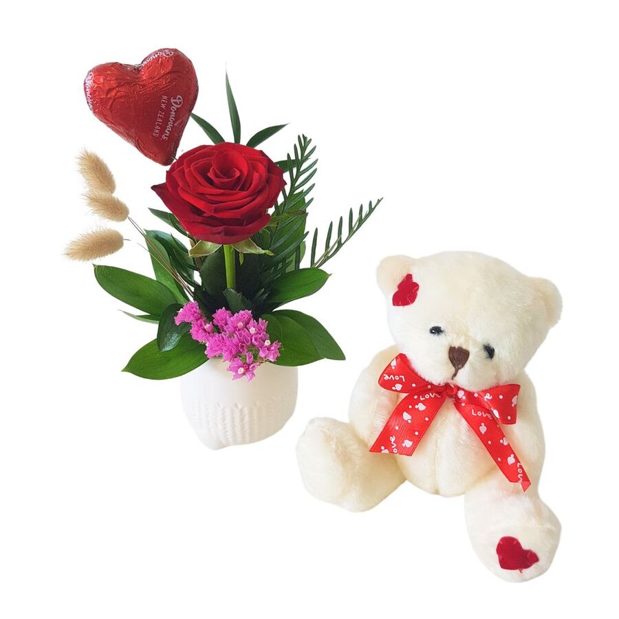 Valentines day teddy bear included in gift box