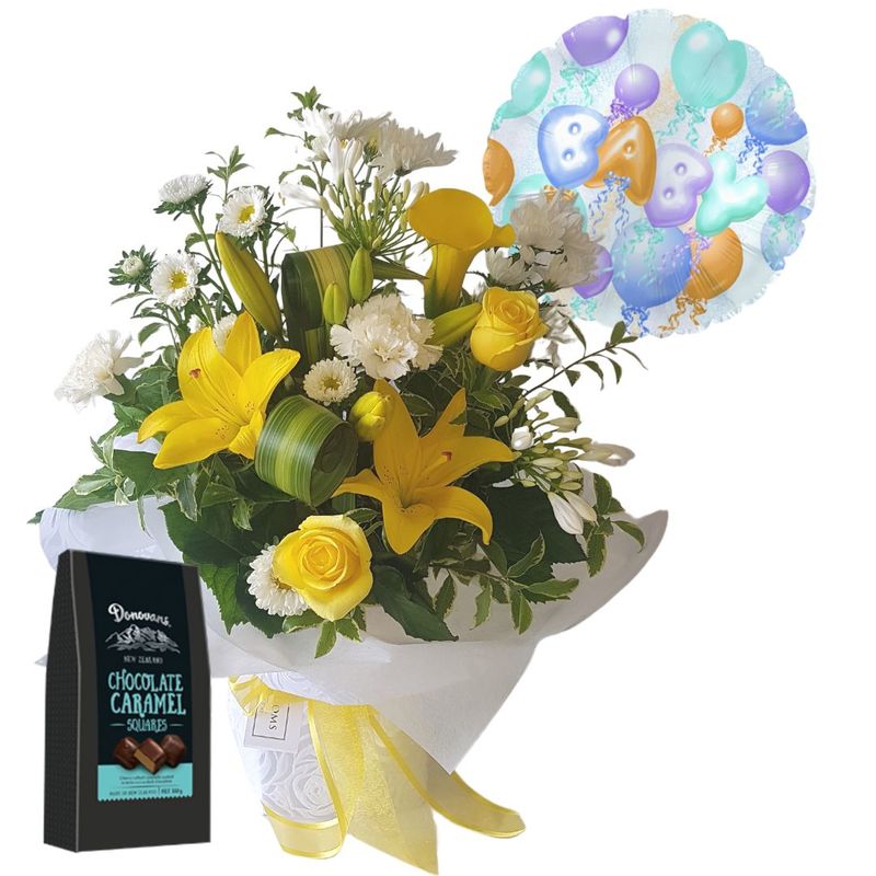 Welcome baby gift package. Bright colour flowers, bright welcome baby helium balloon, NZ chocolate caramels. Auckland delivery.