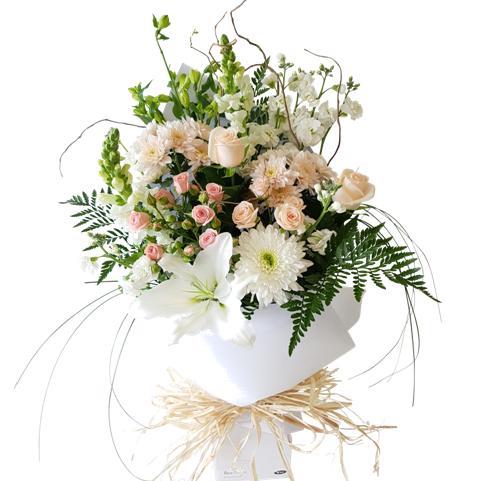 country whimsical pastel coloured flower bouquet