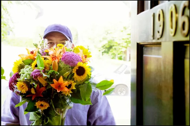 auckland florists buying flowers at the UFG auckland flower auctions NZ