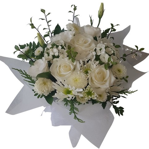 Relaxation Pamper Hamper close up of pretty floral posy included in pampering basket