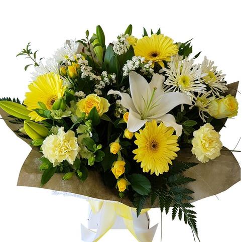 whites and yellow flower bouquet
