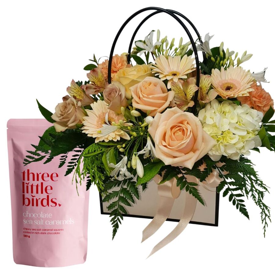 Dreamy Peach Flowers for Mum  – Weekly Flowers Special Best Blooms Auckland, Dreamy Peach