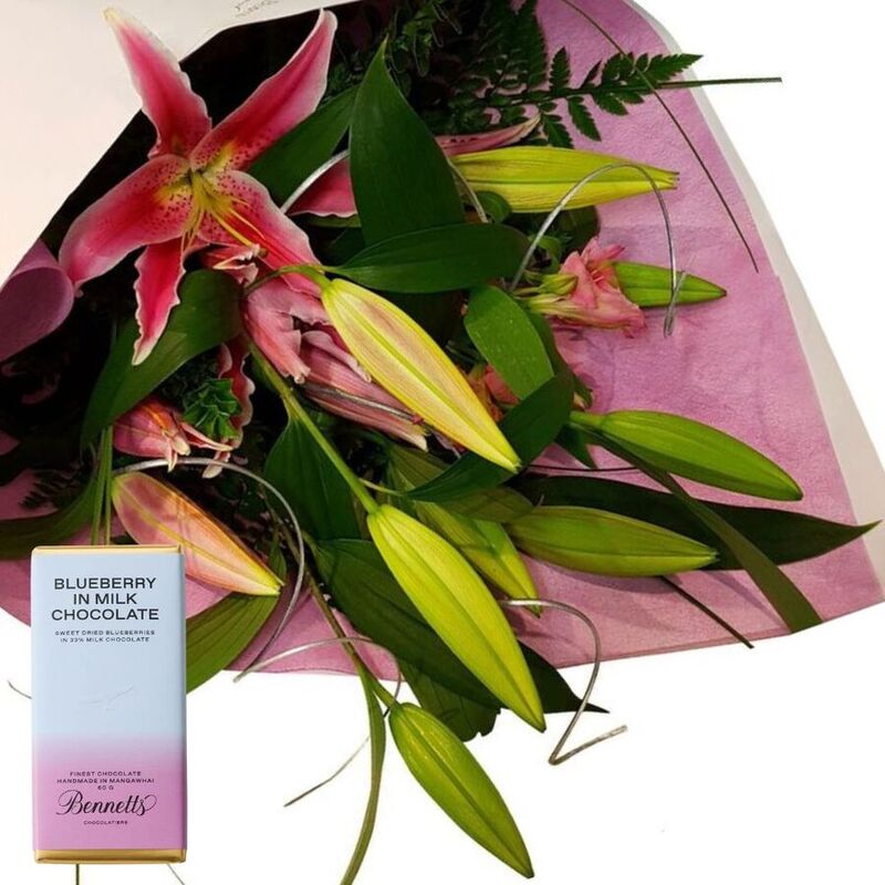 Scented Pink Lilies and Chocolate – Weekly Flowers Special Best Blooms Auckland
