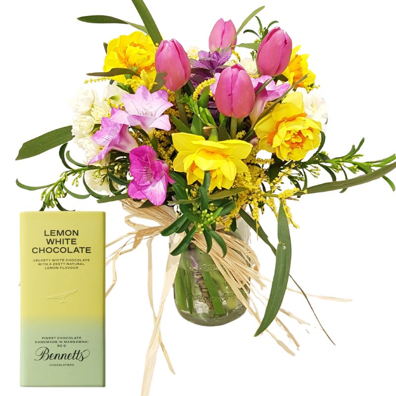 Spring Posy Vase  – Weekly Flowers Special Best Blooms Auckland