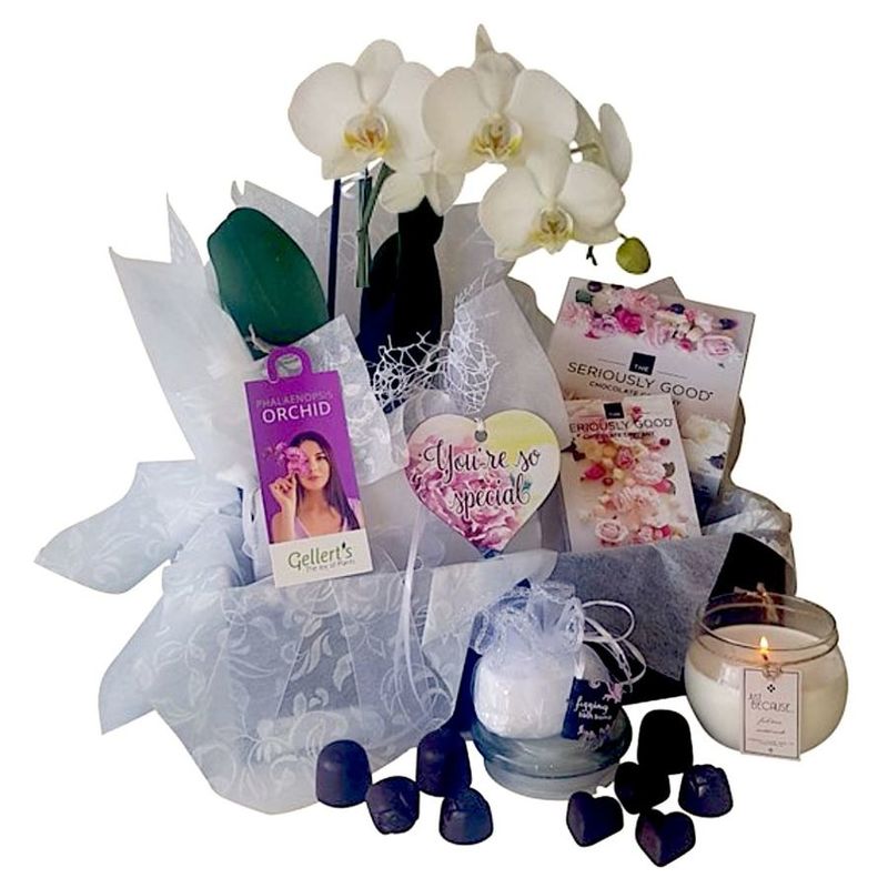 pampering%20hamper%20perfect%20for%20Mum%20on%20Mother%27s%20Day, 